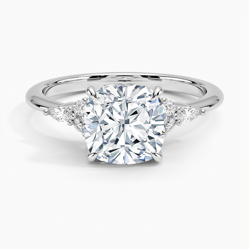 Nadia Diamond Ring in 18K Yellow Gold