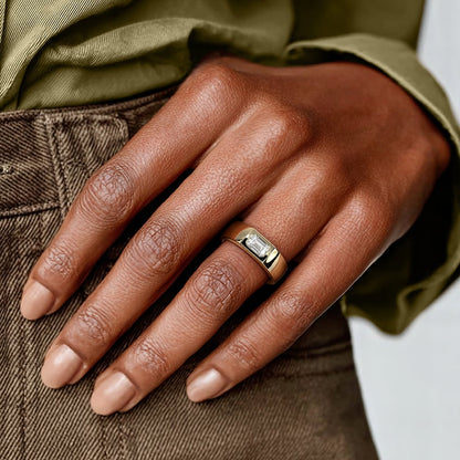 Zola Lab Diamond Cigar Ring in 14K Yellow Gold