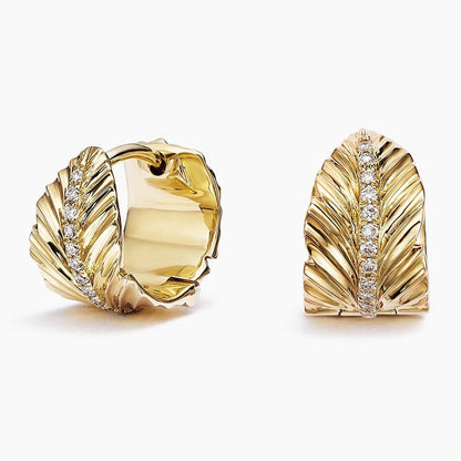 Jane Goodall Pavé Leaf Lab Diamond Huggie Earrings (2/5 ct. tw.)