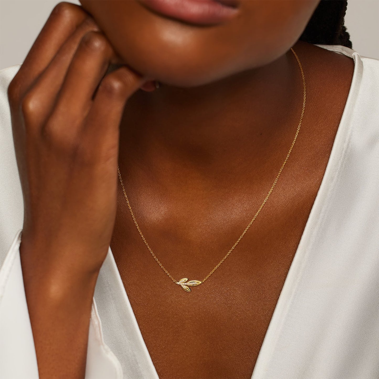 Jane Goodall Pavé Olive Branch Lab Diamond Pendant (1/4 ct. tw.) in 14K Yellow Gold