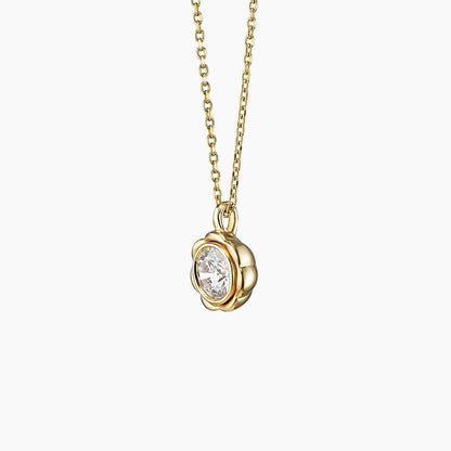 Carbon Capture Lab Diamond Flower Necklace (1/2 ct. tw.)