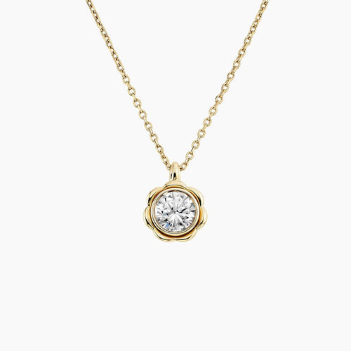 Carbon Capture Lab Diamond Flower Necklace (1/2 ct. tw.)