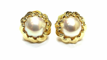 Authentic Vintage Tiffany and co 18k yellow gold mabe pearl earrings