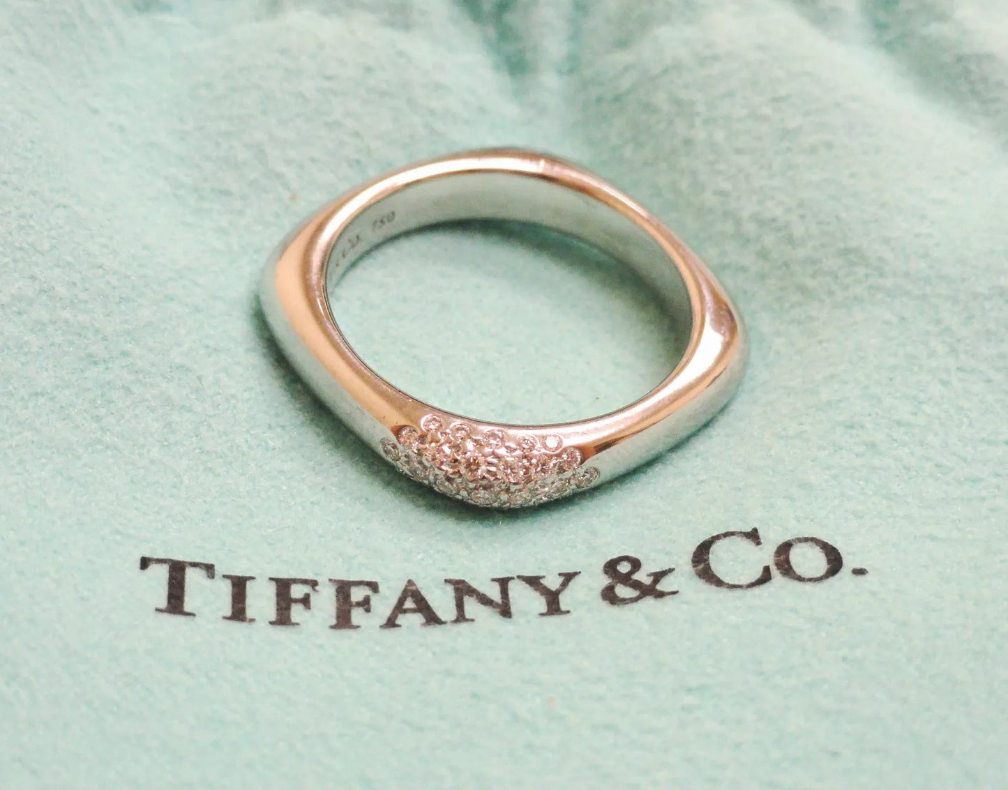 Tiffany & Co. 18k White Gold Cushion Ring Band With Diamonds H VS1 SIZE 6 WOW