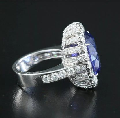 Vintage Natural 14.38 CTs Tanzanite And Diamond 18k White Gold Ring Engagement