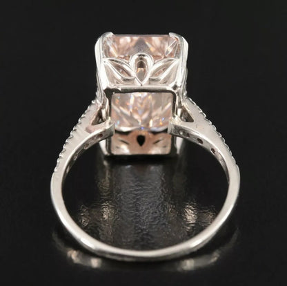 Fine 8.58 CTs Emerald Fancy Light Pink LAB GROWN DIAMOND Ring Natural Mounting