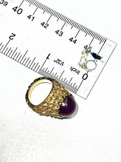 Vintage 12.98 CTs Star Ruby Cabochon Ring Set On 18k Yellow Gold Leaf Ring