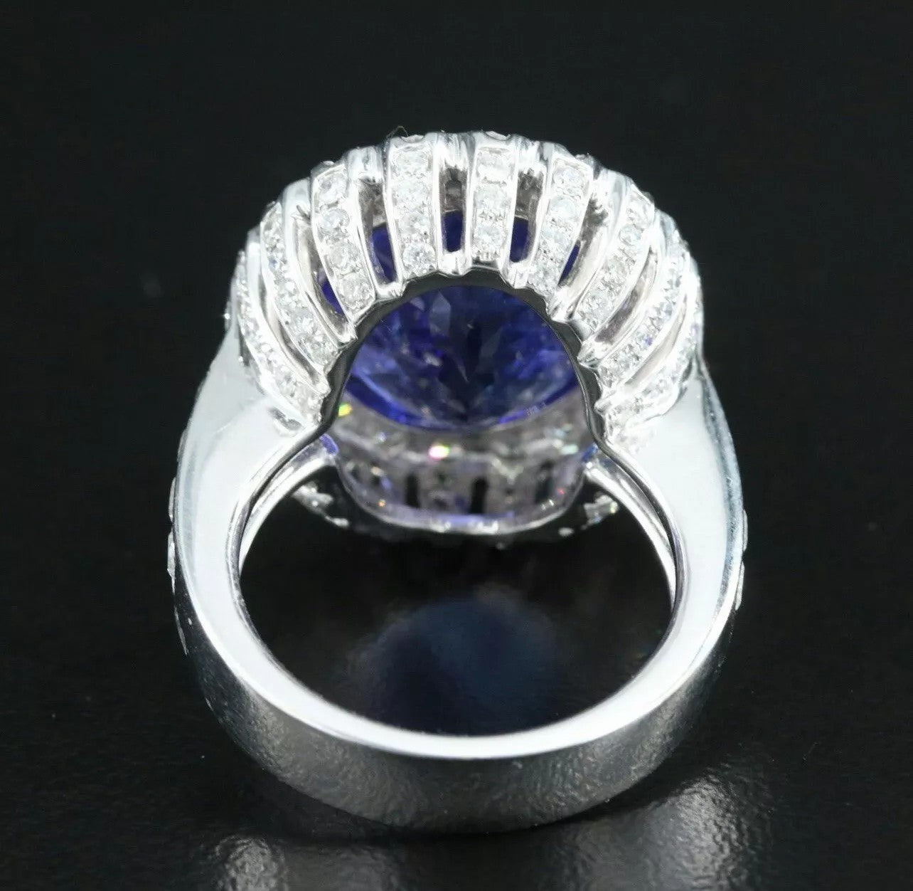 Vintage Natural 14.38 CTs Tanzanite And Diamond 18k White Gold Ring Engagement